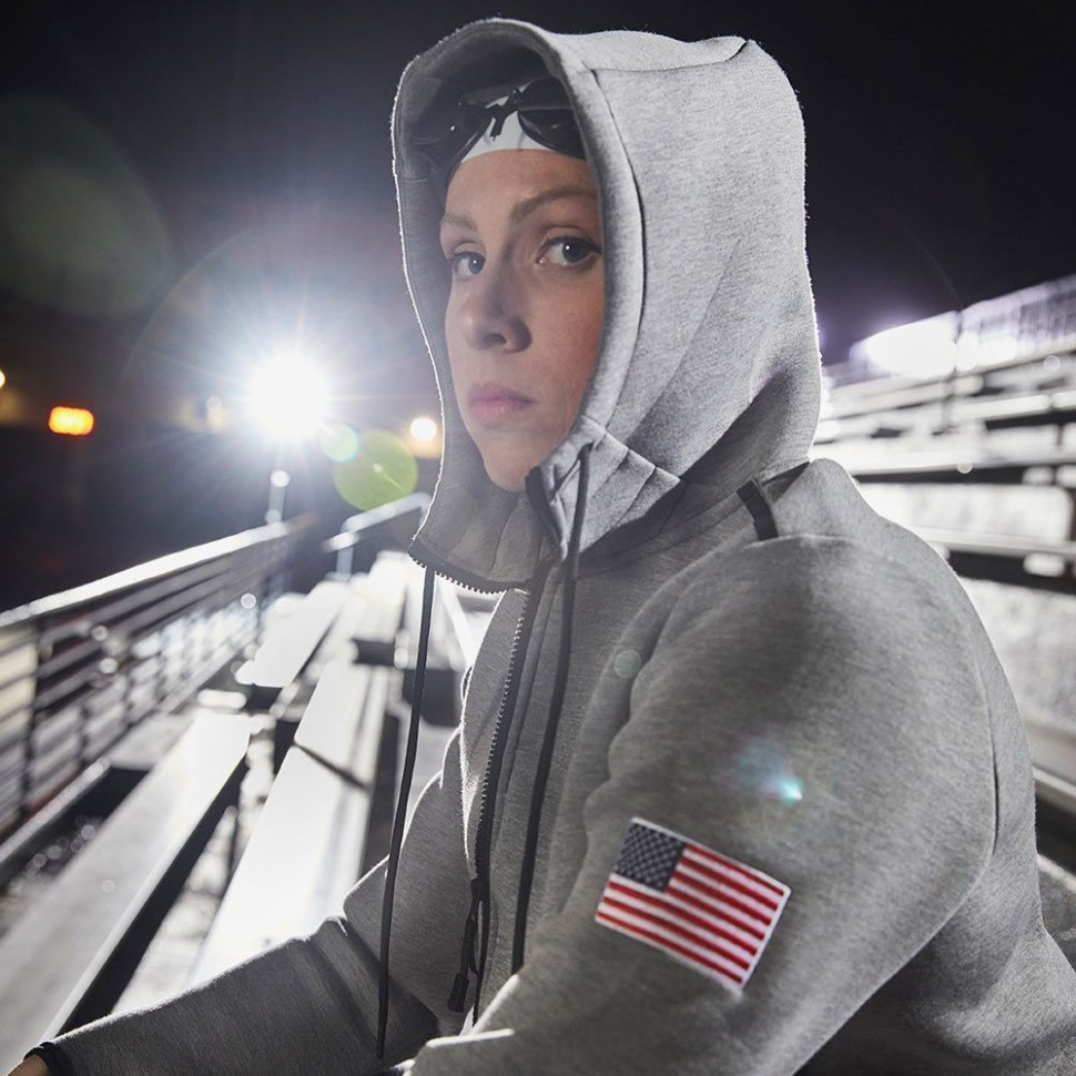 Кофта на молнии TYR Women&#039;s Elite Zip Hoodie
